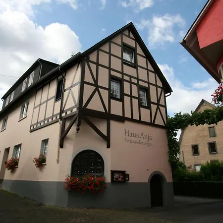 Apartment Geranie By Interhome